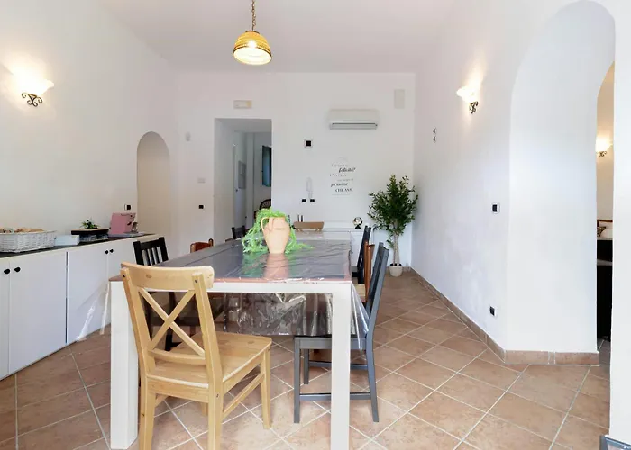 بيت للعطل Historic Among Olive Groves Near The Sea *