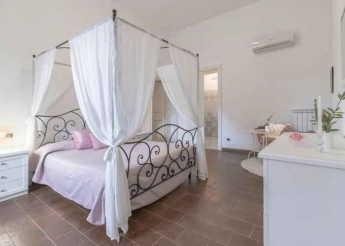 بيت للعطل Historic Among Olive Groves Near The Sea *