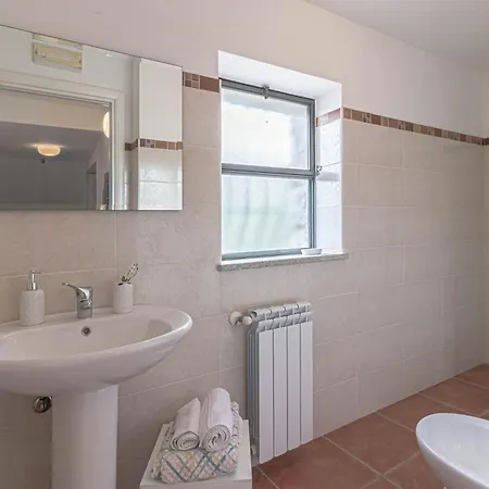 Ferienhaus Historic Among Olive Groves Near The Sea *