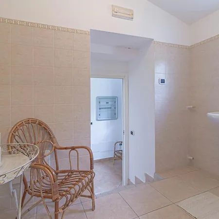 Historic Among Olive Groves Near The Sea Casa vacanze